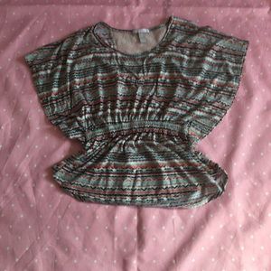 Multiple color wing  blouse